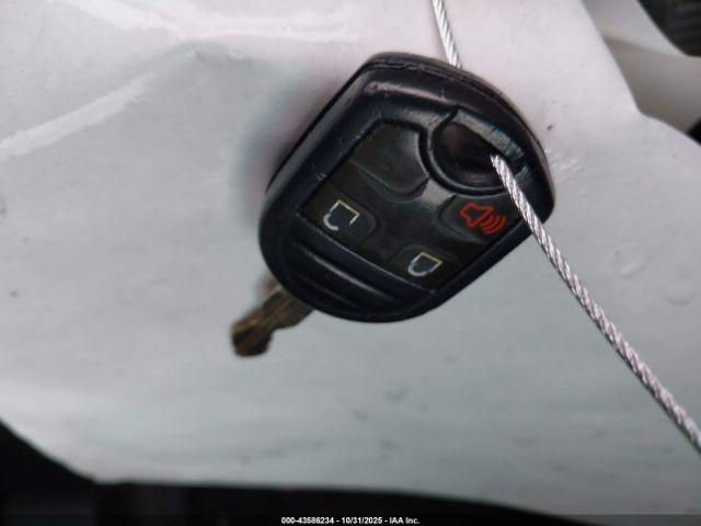 Ford Explorer Image 15