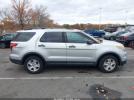 Ford Explorer Image 14