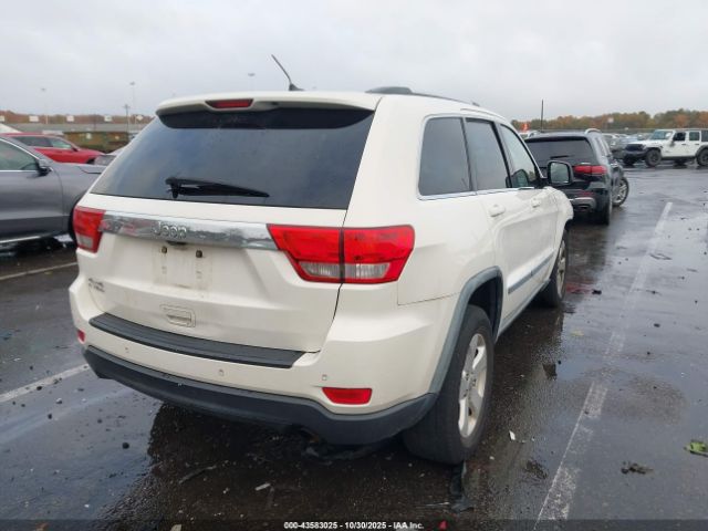 Jeep Grand Cherokee Laredo Image 13