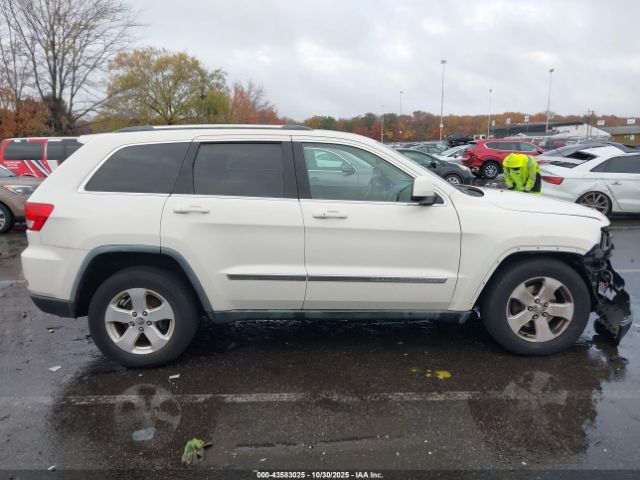 Jeep Grand Cherokee Laredo Image 7