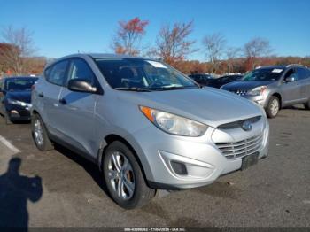  Salvage Hyundai TUCSON