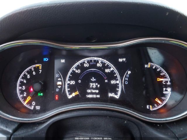 Jeep Grand Cherokee Laredo 4x4 Image 10