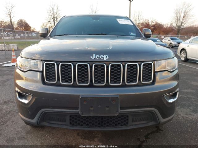 Jeep Grand Cherokee Laredo 4x4 Image 16