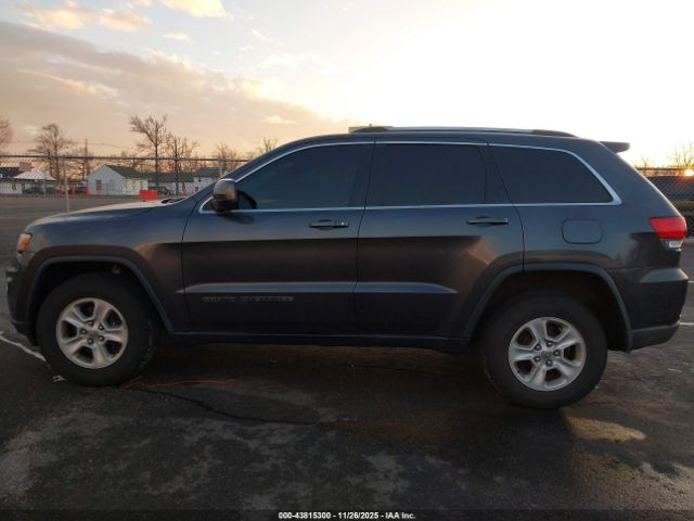 Jeep Grand Cherokee Laredo 4x4 Image 6