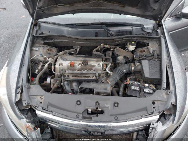 Honda Accord 2.4 Lx Image 17