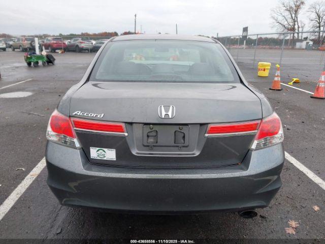 Honda Accord 2.4 Lx Image 18
