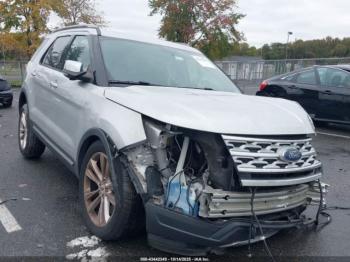  Salvage Ford Explorer