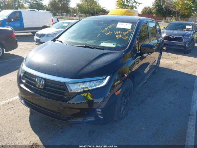 Honda Odyssey Touring Image 18