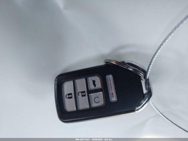 Honda Odyssey Touring Image 10