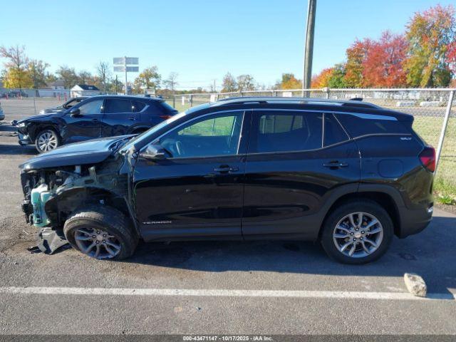 GMC Terrain Awd Slt Image 13