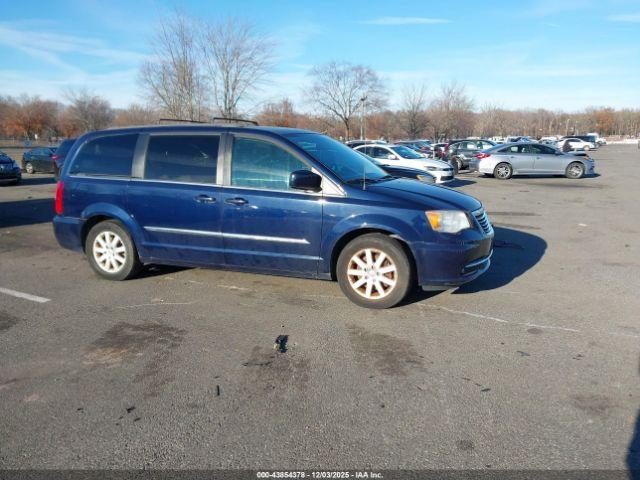  Salvage Chrysler Town & Country