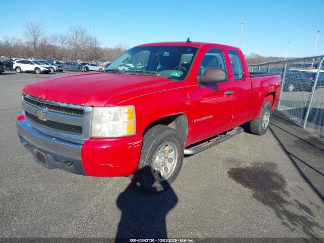 Chevrolet Silverado 1500 Work Truck Image 14
