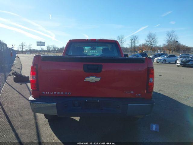 Chevrolet Silverado 1500 Work Truck Image 8