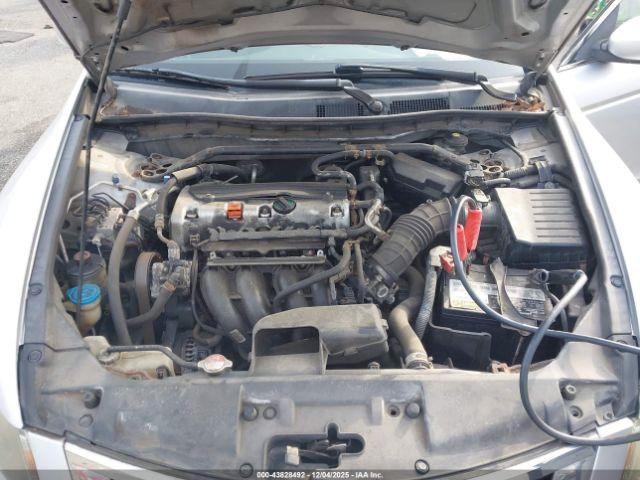 Honda Accord 2.4 Ex Image 9