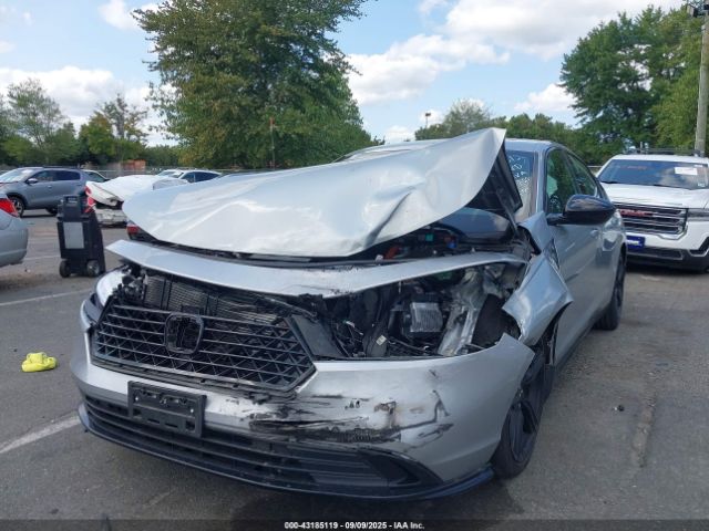 Honda Accord Sport-l Image 9