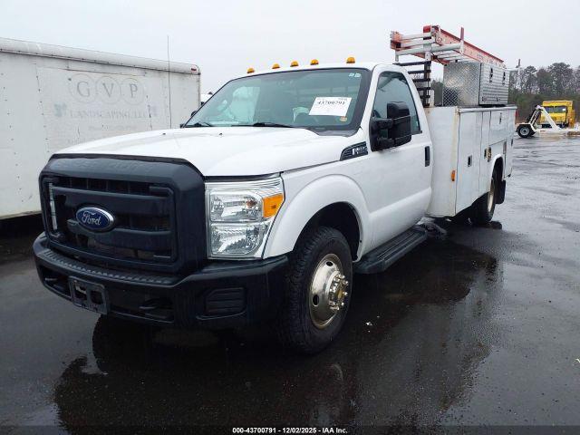Ford F-350 Xl Image 15