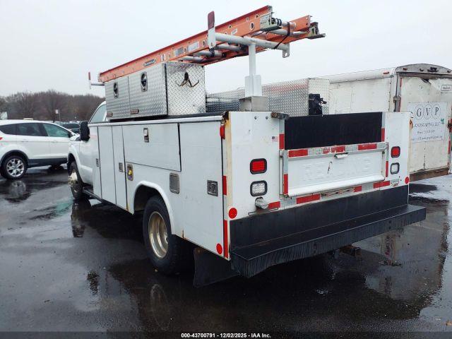 Ford F-350 Xl Image 12