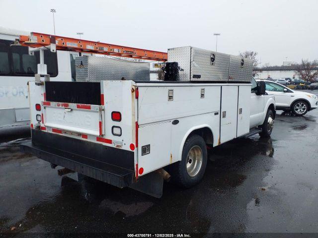 Ford F-350 Xl Image 10