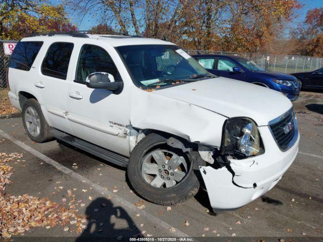  Salvage GMC Yukon