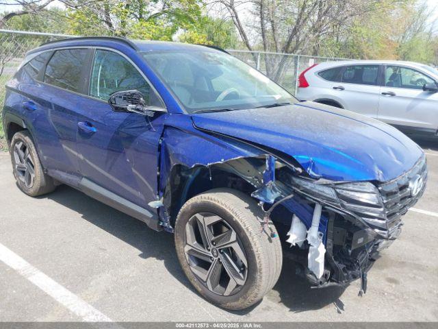  Salvage Hyundai TUCSON