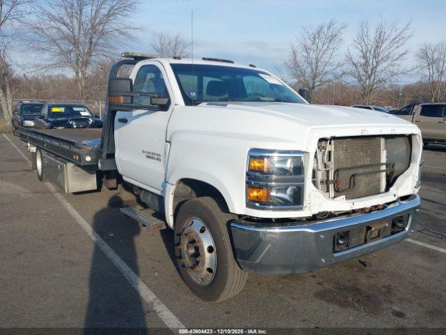 Salvage Chevrolet Silverado 4500