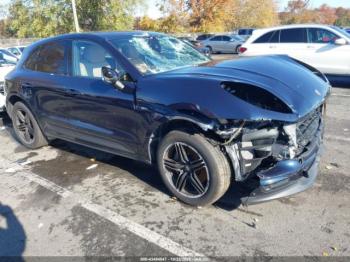  Salvage Porsche Macan