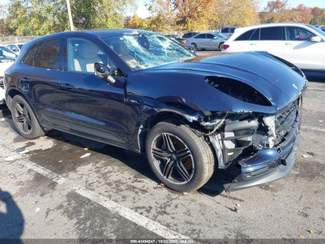  Salvage Porsche Macan