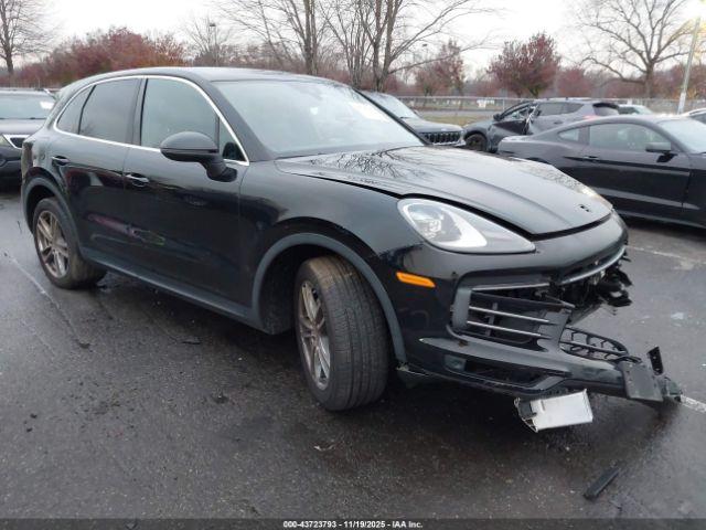  Salvage Porsche Cayenne