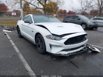 Salvage Ford Mustang