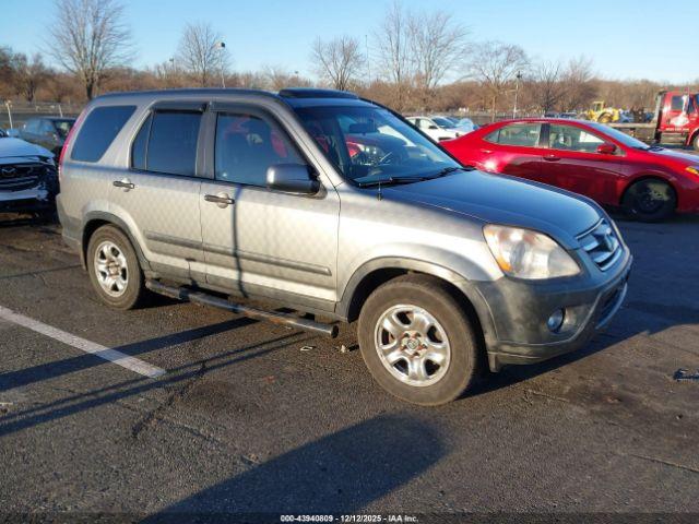  Salvage Honda CR-V