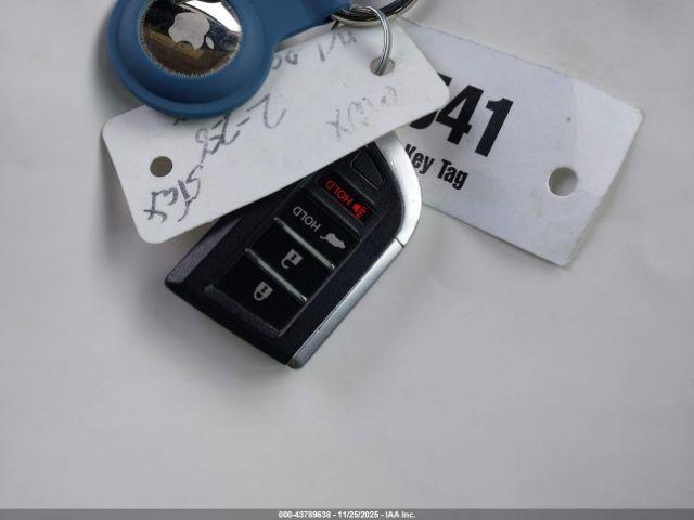 Acura MDX Standard Image 4