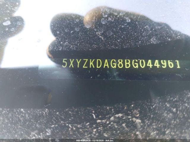 Hyundai SANTA FE Limited V6 Image 7