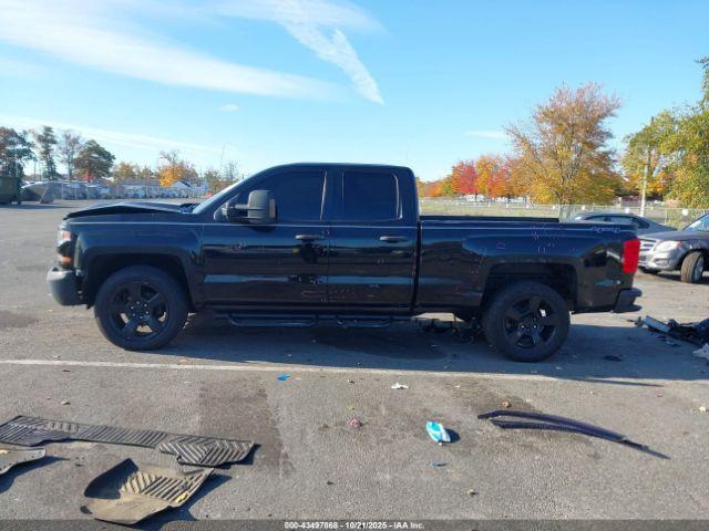 Chevrolet Silverado 1500 Wt Image 15