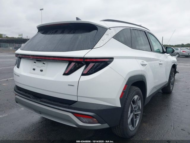 Hyundai TUCSON Sel Convenience Image 14