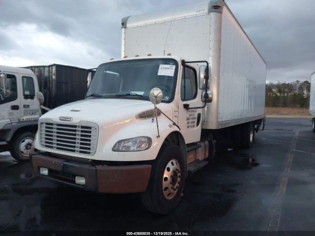 Freightliner M2 106 Medium Duty Image 16