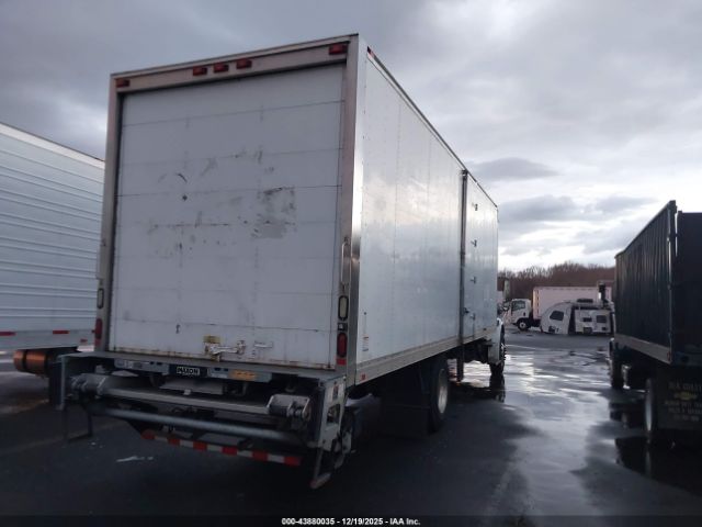 Freightliner M2 106 Medium Duty Image 5