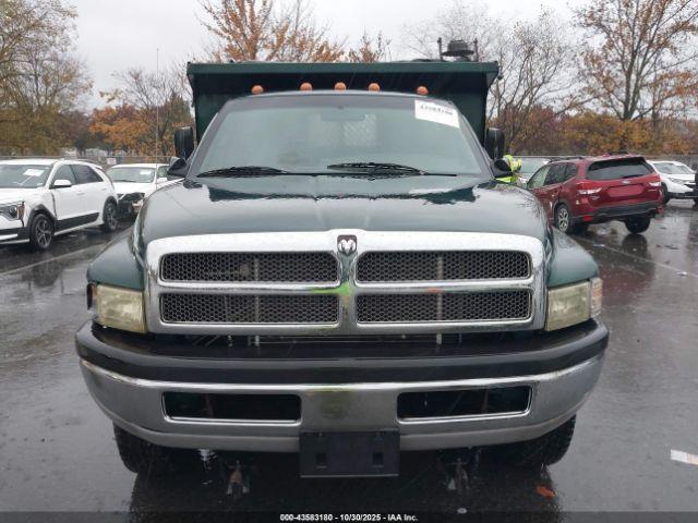 Dodge Ram 3500 St Image 12