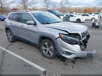  Salvage Jeep Cherokee