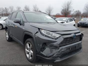  Salvage Toyota RAV4