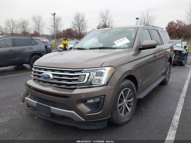 Ford Expedition Xlt Image 2