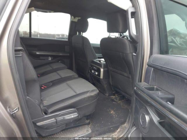 Ford Expedition Xlt Image 5