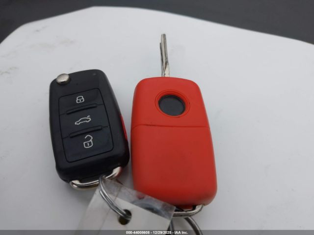 Volkswagen GTI Drivers Edition Image 11