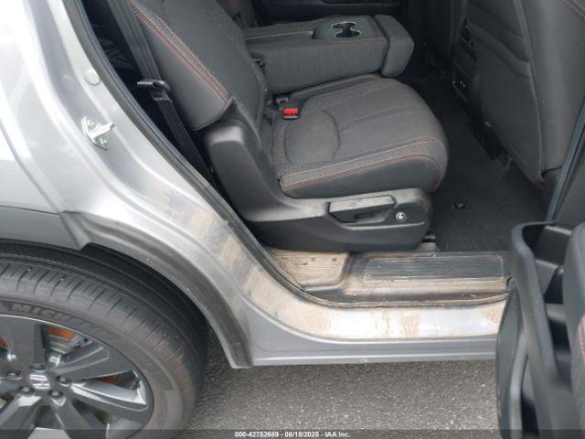 Honda Pilot Sport Image 7