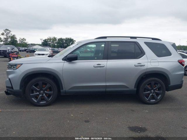 Honda Pilot Sport Image 9