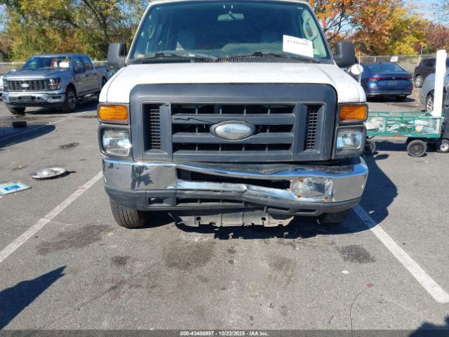 Ford E-350 Commercial Image 7