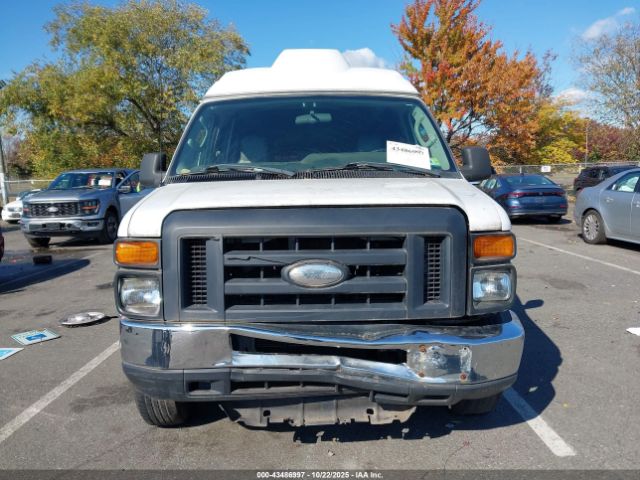 Ford E-350 Commercial Image 10