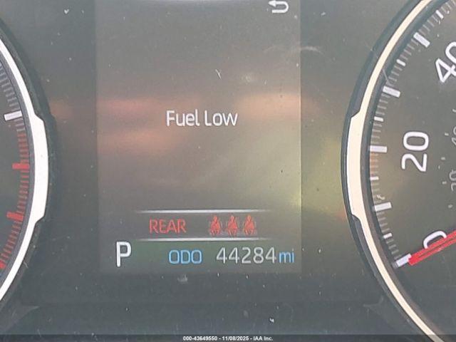 Toyota RAV4 Xle Image 10