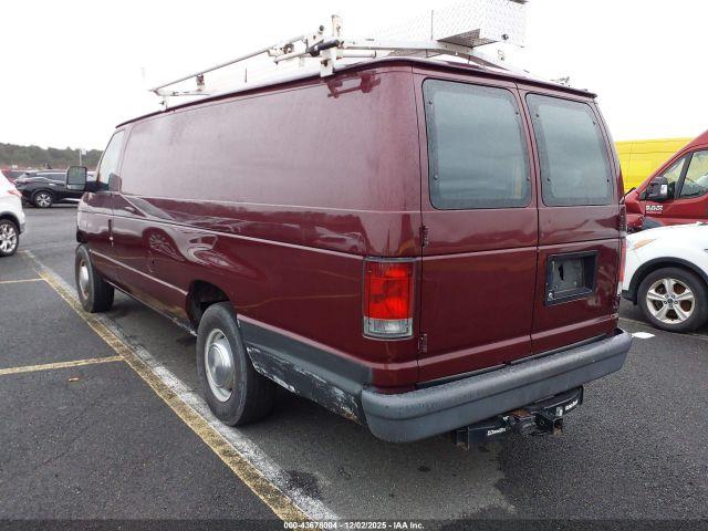Ford E-250 Image 9