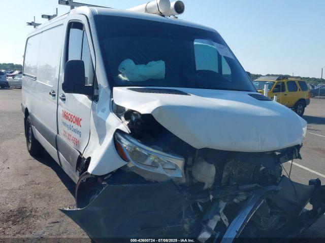  Salvage Mercedes-Benz Sprinter 2500