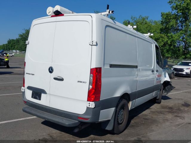 Mercedes-Benz Sprinter 2500 Standard Roof V6 Image 16
